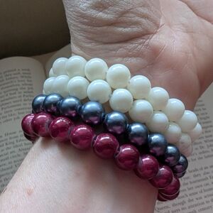 Beaded Bracelet Set - Cream, Silver, and Red